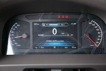 �ִ����ó� ��ͼEV 4.5T 4.17�׵��Ŵ��綯��ʽ�ῨͼƬ