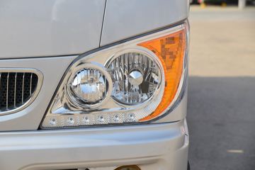 ŷ������ С���� 95���� 4X2 2.95�׵�����ж��(����)(����)ͼƬ