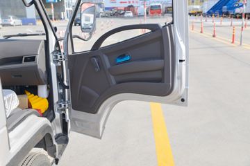 ŷ������ С���� 95���� 4X2 2.95�׵�����ж��(����)(����)ͼƬ