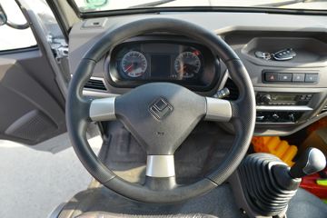 ŷ������ С���� 95���� 4X2 2.95�׵�����ж��(����)(����)ͼƬ