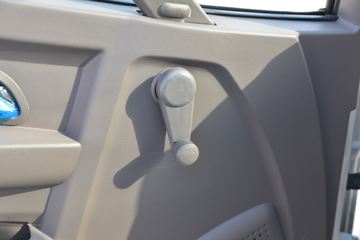 ŷ������ С���� 95���� 4X2 2.95�׵�����ж��(����)(����)ͼƬ