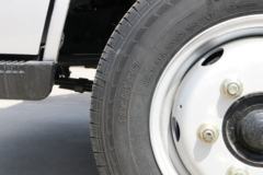 欧铃汽车 小宝马 115马力 3.63米单排栏板轻卡(国六)(ZB1041BDD0L)