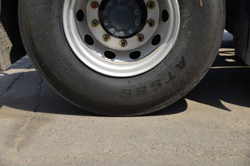 �������� ����H5 460���� 6X4ǣ����(����)(LZ4250H5DC1)ͼƬ