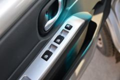 东风途逸 T3(原小霸王W) 1.6L 123马力 2.7米双排栏板小卡(带空调)(国六)(EQ1031D60Q6)