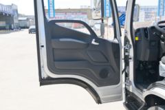 福田 欧马可S1系 智盈版 131马力 3.83米排半栏板轻卡(国六)(BJ1048V9JEA-FM3)