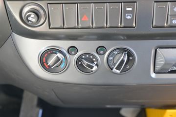 ���� ŷ����S1ϵ ��ӯ�� 131���� 4.14�׵�����ʽ�Ῠ(����)(Һѹβ��)ͼƬ