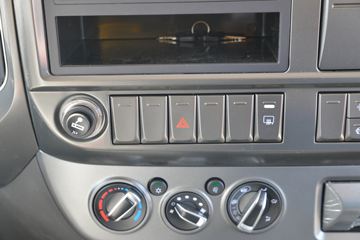 ���� ŷ����S1ϵ ��ӯ�� 131���� 4.14�׵�����ʽ�Ῠ(����)(Һѹβ��)ͼƬ