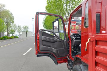 擎天柱&nbsp;载货车驾驶室                                               图片