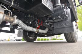 擎天柱&nbsp;载货车底盘                                                图片