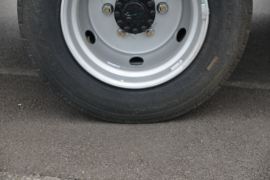 擎天柱&nbsp;载货车底盘                                                图片