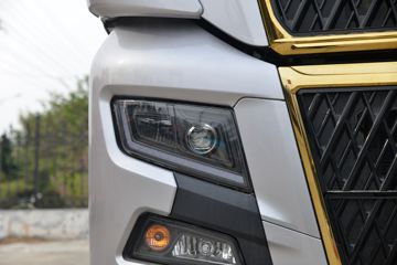 �й����� �ǵ¿�SITRAK C9H�ؿ� 570���� 6X4 AMT�Զ���ǣ����(����)(��Һ��)ͼƬ