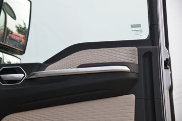 �й����� �ǵ¿�SITRAK C9H�ؿ� 570���� 6X4 AMT�Զ���ǣ����(����)(��Һ��)ͼƬ