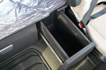 �й����� �ǵ¿�SITRAK C9H�ؿ� 570���� 6X4 AMT�Զ���ǣ����(����)(��Һ��)ͼƬ