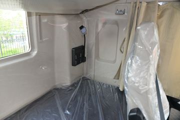 �й����� �ǵ¿�SITRAK C9H�ؿ� 570���� 6X4 AMT�Զ���ǣ����(����)(��Һ��)ͼƬ