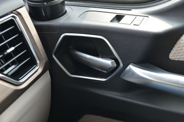 �й����� �ǵ¿�SITRAK C9H�ؿ� 570���� 6X4 AMT�Զ���ǣ����(����)(��Һ��)ͼƬ