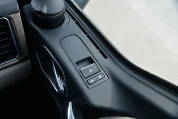 �й����� �ǵ¿�SITRAK C9H�ؿ� 570���� 6X4 AMT�Զ���ǣ����(����)(��Һ��)ͼƬ