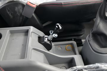 ���� ����˹V8 195���� 9.325����ʽ�ػ���(����)(HFC5110XXYP61K1E2NS)ͼƬ