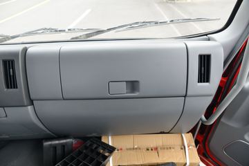 ���� ����˹V8 ����� 195���� 4X2 4.6���Ű������ػ���(����)(HFC1181B80K1D4S)ͼƬ