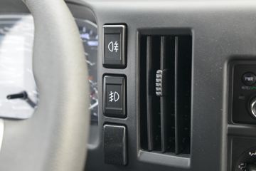 ���� ����˹V8 ����� 195���� 4X2 4.6���Ű������ػ���(����)(HFC1181B80K1D4S)ͼƬ