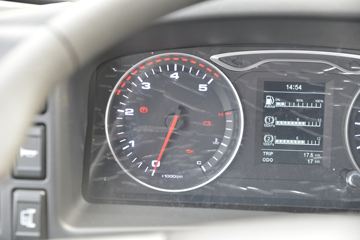 ���� ����˹V8 ����� 195���� 4X2 4.6���Ű������ػ���(����)(HFC1181B80K1D4S)ͼƬ