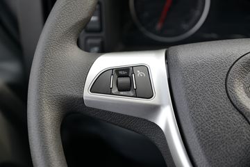 ���� ����˹V8 ����� 195���� 4X2 4.6���Ű������ػ���(����)(HFC1181B80K1D4S)ͼƬ