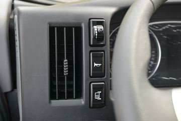 ���� ����˹V8 ����� 195���� 4X2 4.6���Ű������ػ���(����)(HFC1181B80K1D4S)ͼƬ