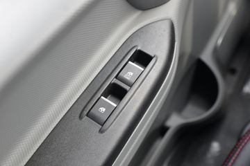 ���� ����˹V8 ����� 195���� 4X2 4.6���Ű������ػ���(����)(HFC1181B80K1D4S)ͼƬ