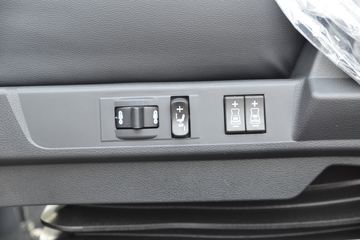 ���� ����˹V8 ����� 195���� 4X2 4.6���Ű������ػ���(����)(HFC1181B80K1D4S)ͼƬ