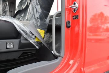 ���� ����˹V8 ����� 195���� 4X2 4.6���Ű������ػ���(����)(HFC1181B80K1D4S)ͼƬ