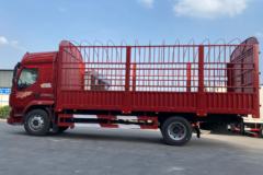 东风柳汽 新乘龙M3 220马力 4X2 6.8米仓栅式载货车