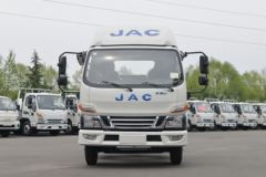 江淮 帅铃i5 4.5T 4.15米厢式纯电动轻卡底盘