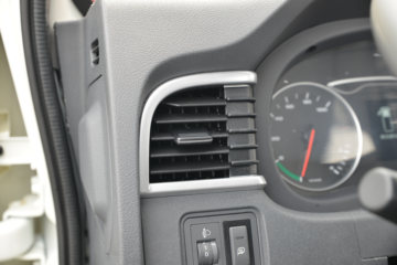 ���� ˧��i5 4.5T 4.15����ʽ���綯�Ῠ����ͼƬ