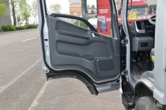 江淮 帅铃Q6 豪华版 160马力 4.18米单排仓栅式轻卡(国六)(HFC5048CCYP71K3C7S)