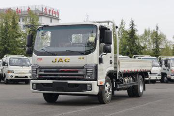 江淮 帅铃Q6 豪华版 160马力 4.18米单排栏板轻卡(国六)