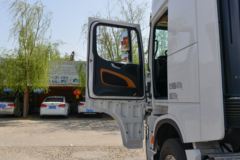 陕汽重卡 德龙X6000 560马力 6X4 AMT自动挡牵引车(SX4259GD4Q2)