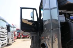 福田 欧曼银河 穿越版 580马力 6X4 AMT自动挡牵引车(国六)(BJ4259Y6DHL-12)