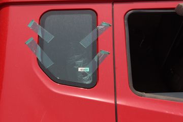 �й����� ����N5W�п� 220���� 4X2 6.75�ײ�դʽ�ػ���(����)(ZZ5187CCYK511JF1B)ͼƬ