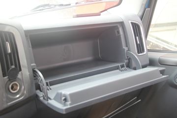 ��� J6F 170���� 4.16�׵�����ʽ�Ῠ(CA5048XXYP40K41L2E6A84)ͼƬ