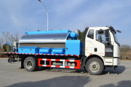 一汽解放底盘&nbsp;沥青洒布车外观图片