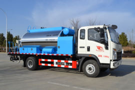 重汽HOWO轻卡底盘&nbsp;沥青洒布车外观图片