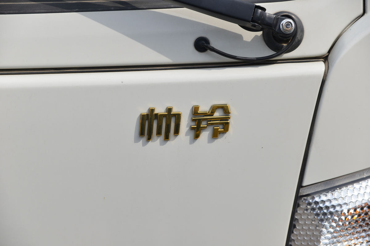  ˧Q3 130 4.13׵ʽῨ()(5.375ٱ)(HFC5041XXYP73K1C7S)                                                