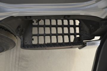 ���� ˧��Q6 ����ʿ ����� 160���� 4X2 4.015����س�(����)ͼƬ