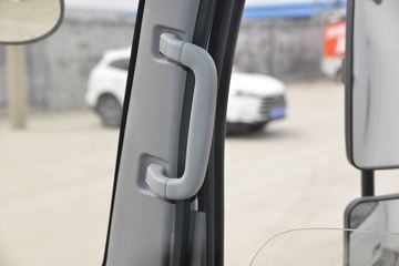 ���� ˧��Q6 ����ʿ ����� 160���� 4X2 4.015����س�(����)ͼƬ