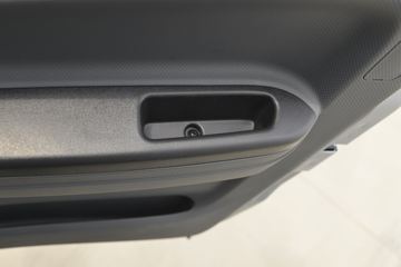 ���� ˧��Q6 ����ʿ ����� 160���� 4X2 4.015����س�(����)ͼƬ