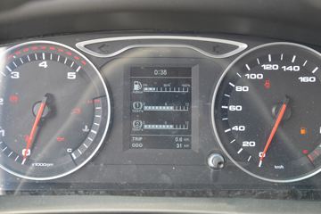 ���� ˧��Q6 ����ʿ ����� 160���� 4X2 4.015����س�(����)ͼƬ