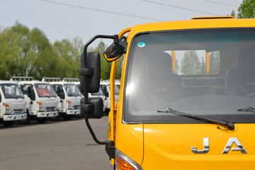 ���� ����J3 130���� 3.2��˫�������Ῠ(����)ͼƬ