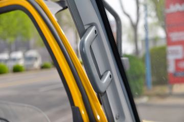 ���� ����J3 130���� 3.2��˫�������Ῠ(����)ͼƬ
