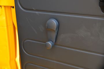 ���� ����J3 130���� 3.2��˫�������Ῠ(����)ͼƬ