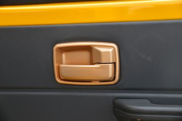 ���� ����J3 130���� 3.2��˫�������Ῠ(����)ͼƬ
