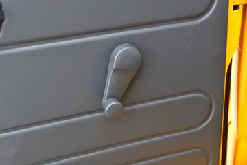 ���� ����J3 130���� 3.2��˫�������Ῠ(����)ͼƬ